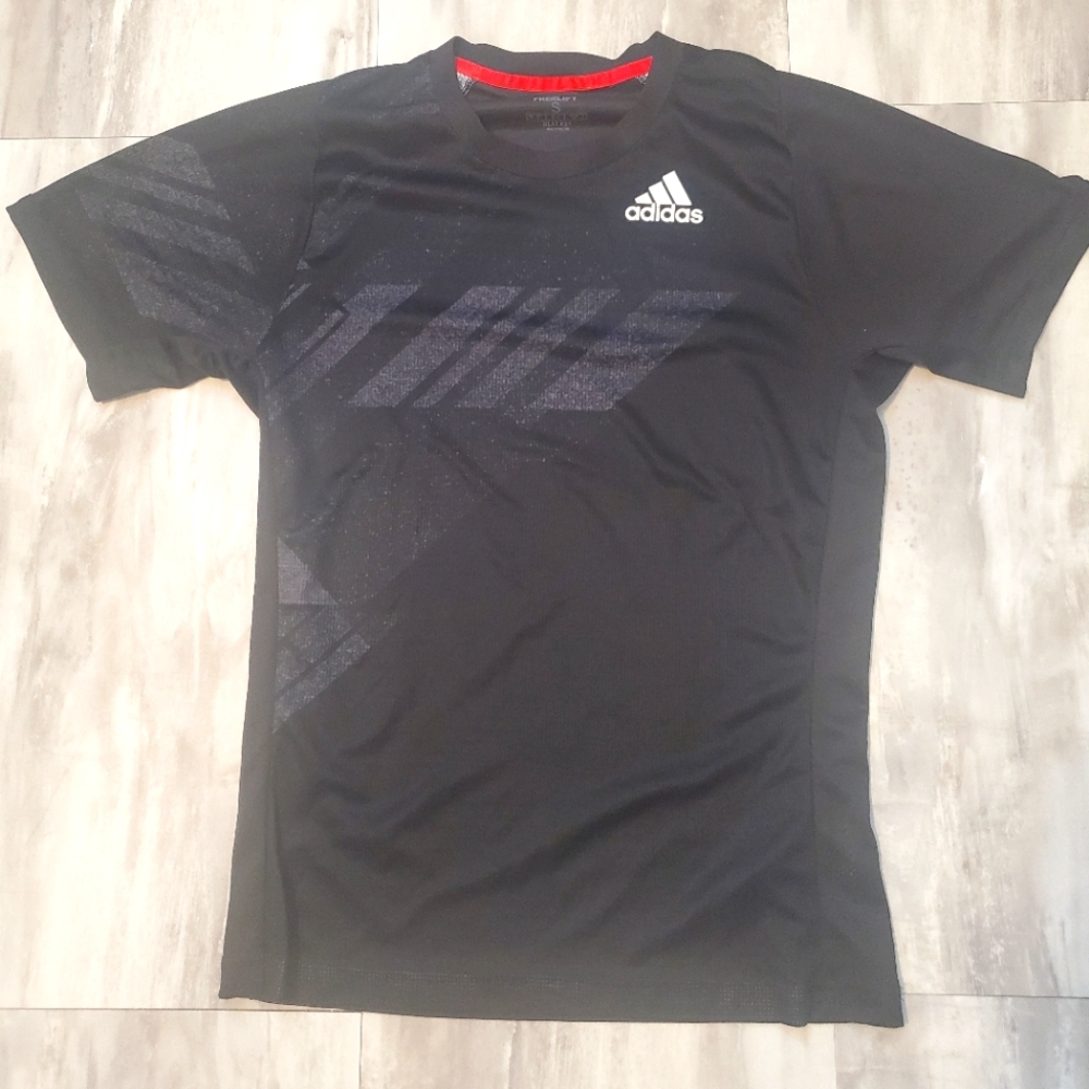 Adidas freelift tennis shirt